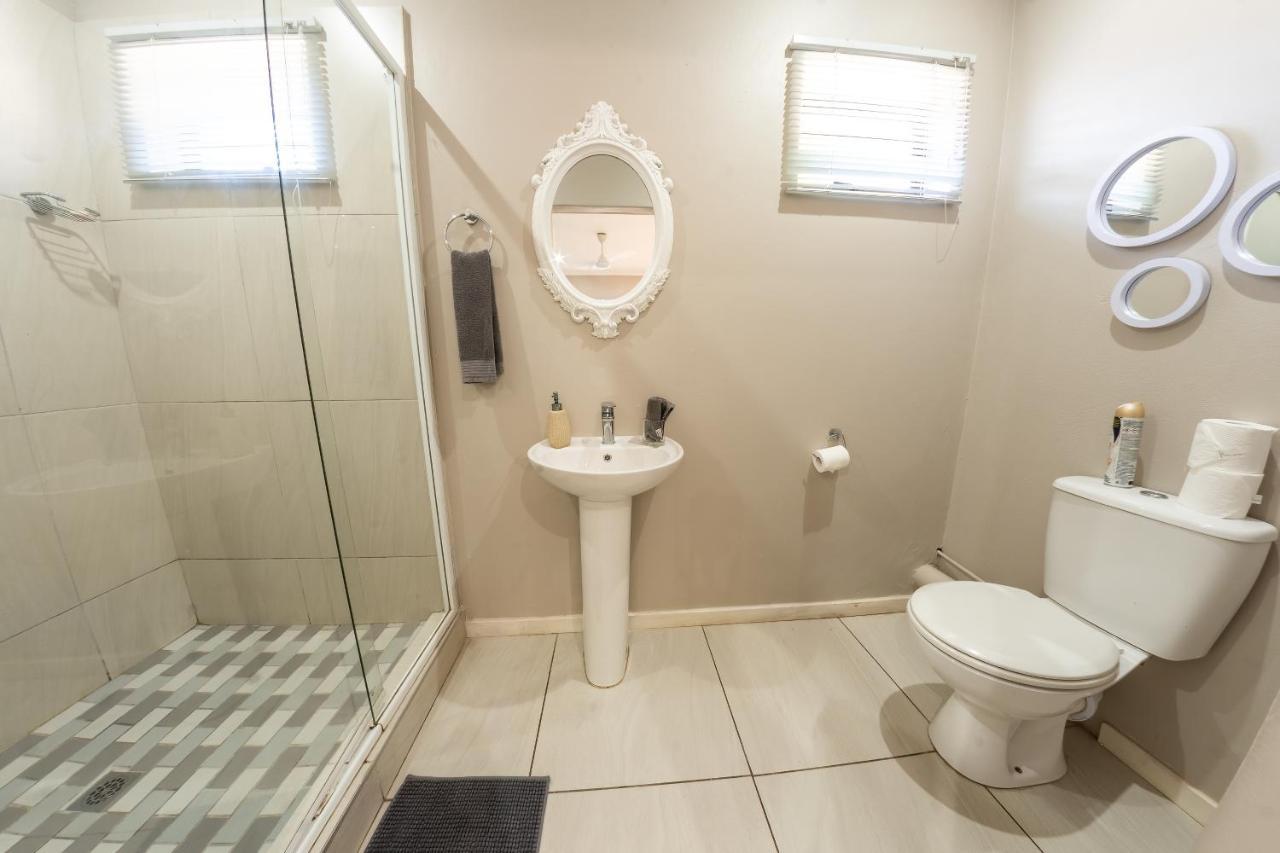 Faraway Lodge Westville Buitenkant foto